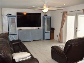 5317 Van Buren St, Hollywood FL 33021