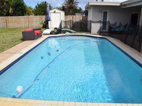 5317 Van Buren St, Hollywood FL 33021