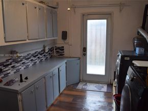 5317 Van Buren St, Hollywood FL 33021