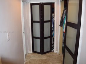 5317 Van Buren St, Hollywood FL 33021