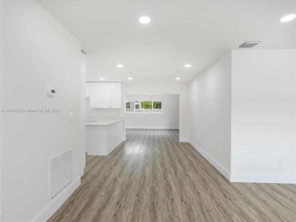 3051 NW 70th Ter, Miami FL 33147