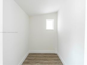 3051 NW 70th Ter, Miami FL 33147