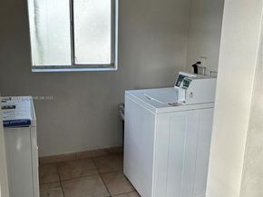 7701 SW 88th St B224, Miami FL 33156