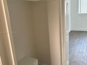 7701 SW 88th St B224, Miami FL 33156