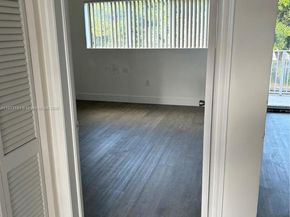 7701 SW 88th St B224, Miami FL 33156