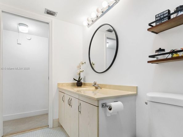 2301 Lucaya Ln N2, Coconut Creek FL 33066