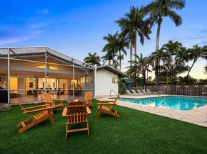 1240 Jefferson St, Hollywood FL 33019