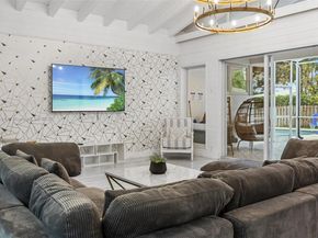 1240 Jefferson St, Hollywood FL 33019