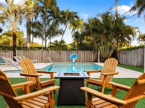 1240 Jefferson St, Hollywood FL 33019