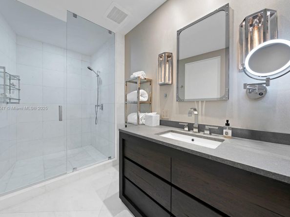 18555 Collins Ave 4405, Sunny Isles Beach FL 33160