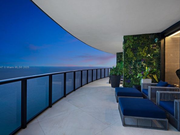 18555 Collins Ave 4405, Sunny Isles Beach FL 33160