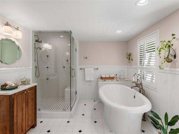 451 Ridge Rd, Coral Gables FL 33143