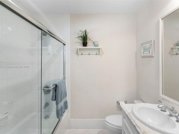 451 Ridge Rd, Coral Gables FL 33143