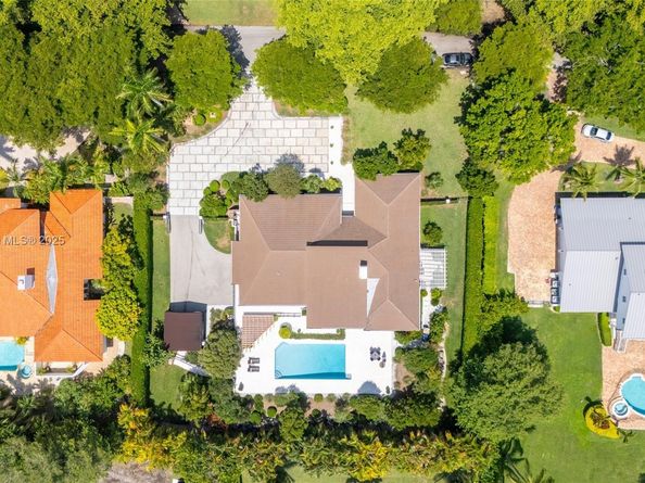 451 Ridge Rd, Coral Gables FL 33143