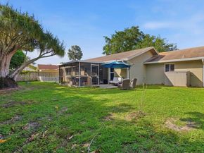 1200 Rowayton Circle, Wellington FL 33414