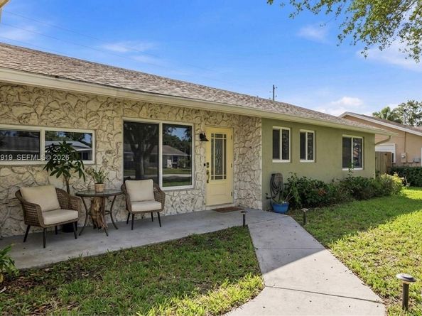 1200 Rowayton Circle, Wellington FL 33414