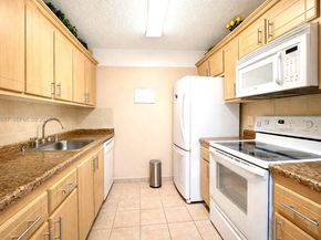 800 SW 131st Ave 308F, Pembroke Pines FL 33027