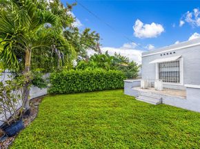 844 NW 29th St, Miami FL 33127
