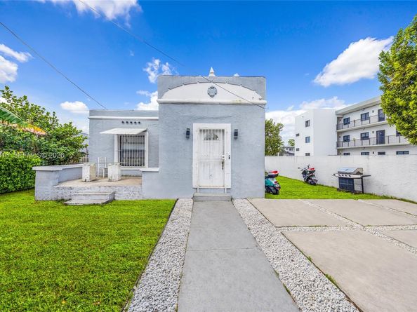 844 NW 29th St, Miami FL 33127