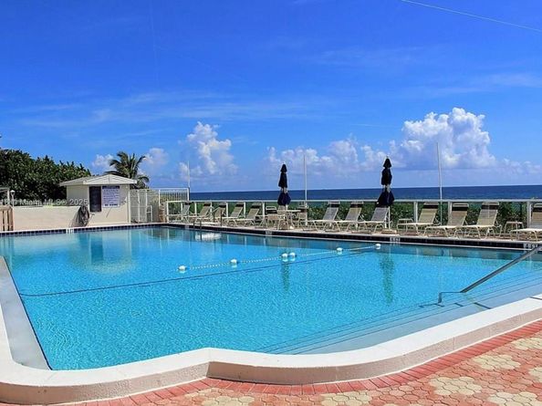 333 NE 21st Ave 608, Deerfield Beach FL 33441