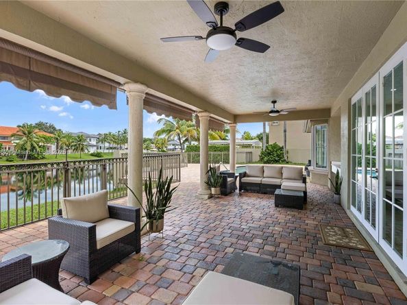 7965 NW 162nd St, Miami Lakes FL 33016