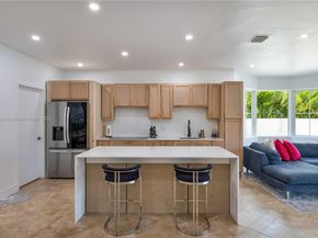 7965 NW 162nd St, Miami Lakes FL 33016