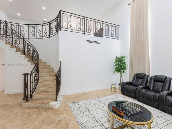 7965 NW 162nd St, Miami Lakes FL 33016