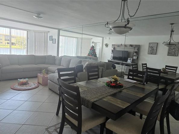 18900 NE 14th Ave D105, Miami FL 33179