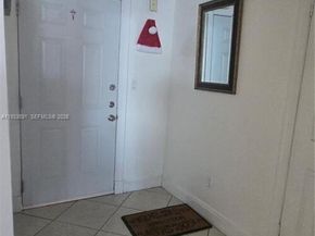 18900 NE 14th Ave D105, Miami FL 33179