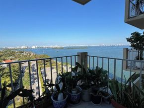 880 NE 69th St 11M, Miami FL 33138