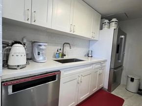 880 NE 69th St 11M, Miami FL 33138