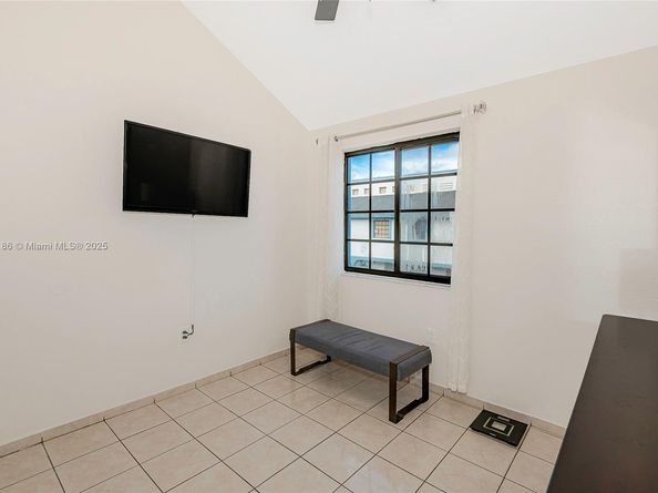 12025 SW 18th St 1147, Miami FL 33175