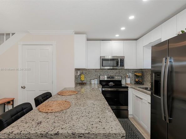 12025 SW 18th St 1147, Miami FL 33175