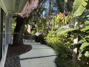 701 SW 9th Ave, Fort Lauderdale FL 33315