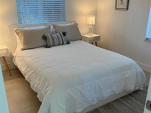 701 SW 9th Ave, Fort Lauderdale FL 33315