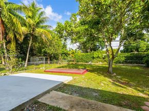 975 NW 134th St, North Miami FL 33168