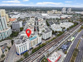 7275 SW 90th Way 404, Miami FL 33156