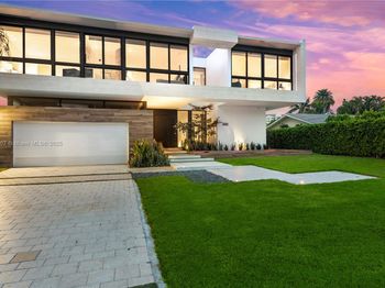 418 Sunset Dr