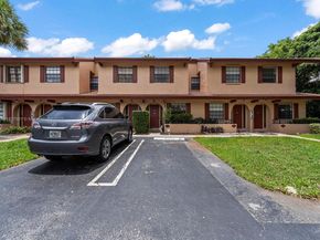 10942 W Sample Rd E1, Coral Springs FL 33065