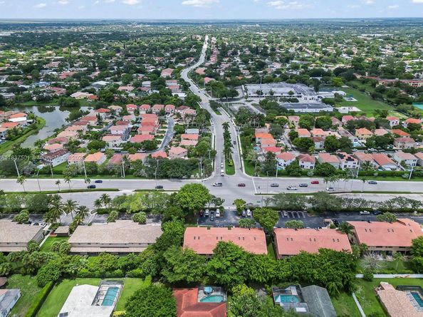 10942 W Sample Rd E1, Coral Springs FL 33065