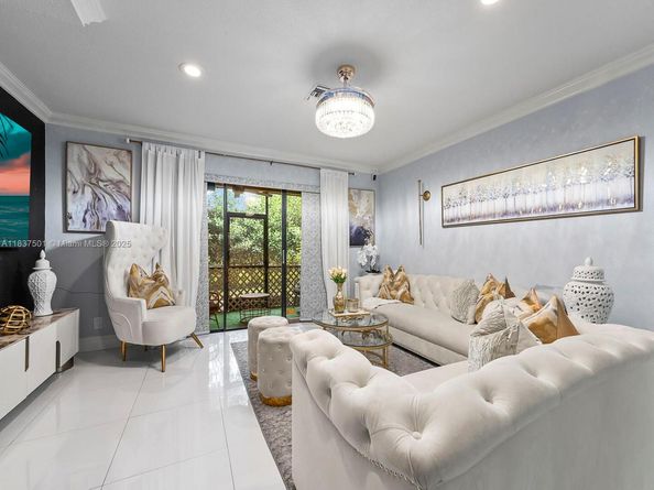 10942 W Sample Rd E1, Coral Springs FL 33065