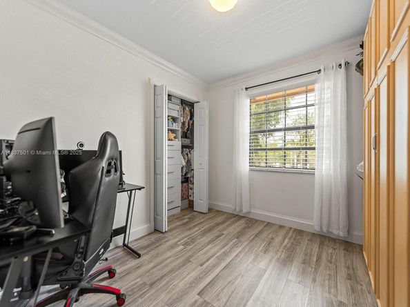 10942 W Sample Rd E1, Coral Springs FL 33065