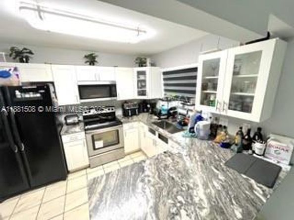 274 NW 132nd Pl, Miami FL 33182