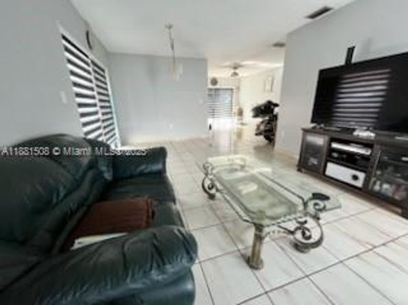 274 NW 132nd Pl, Miami FL 33182