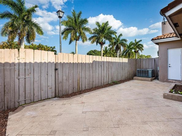10297 SW 162nd Ct, Miami FL 33196