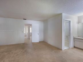 6651 SW 137th Ct 3B, Miami FL 33183