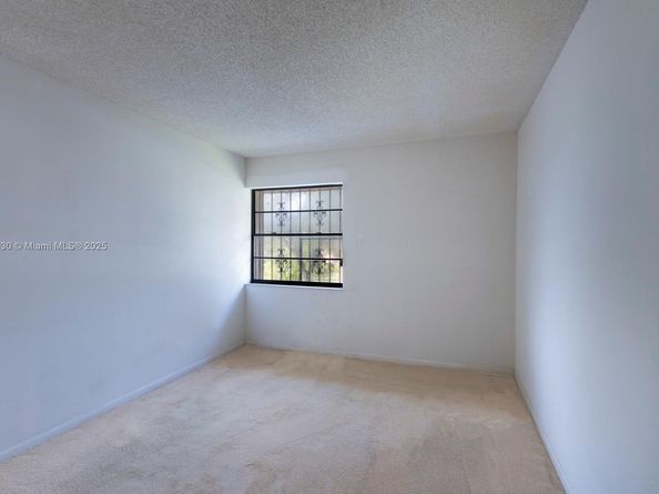 6651 SW 137th Ct 3B, Miami FL 33183