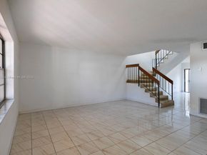 6651 SW 137th Ct 3B, Miami FL 33183