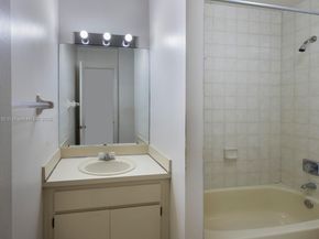 6651 SW 137th Ct 3B, Miami FL 33183