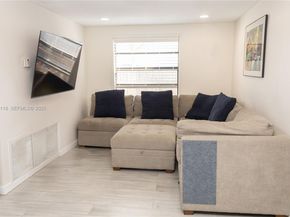 2444 Roosevelt St, Hollywood FL 33020